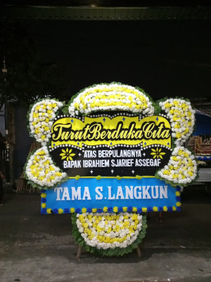 Papan Bunga Duka di Wampu